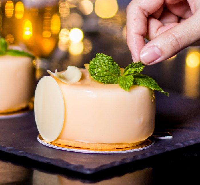 pear-creamy-with-exotic-fruit